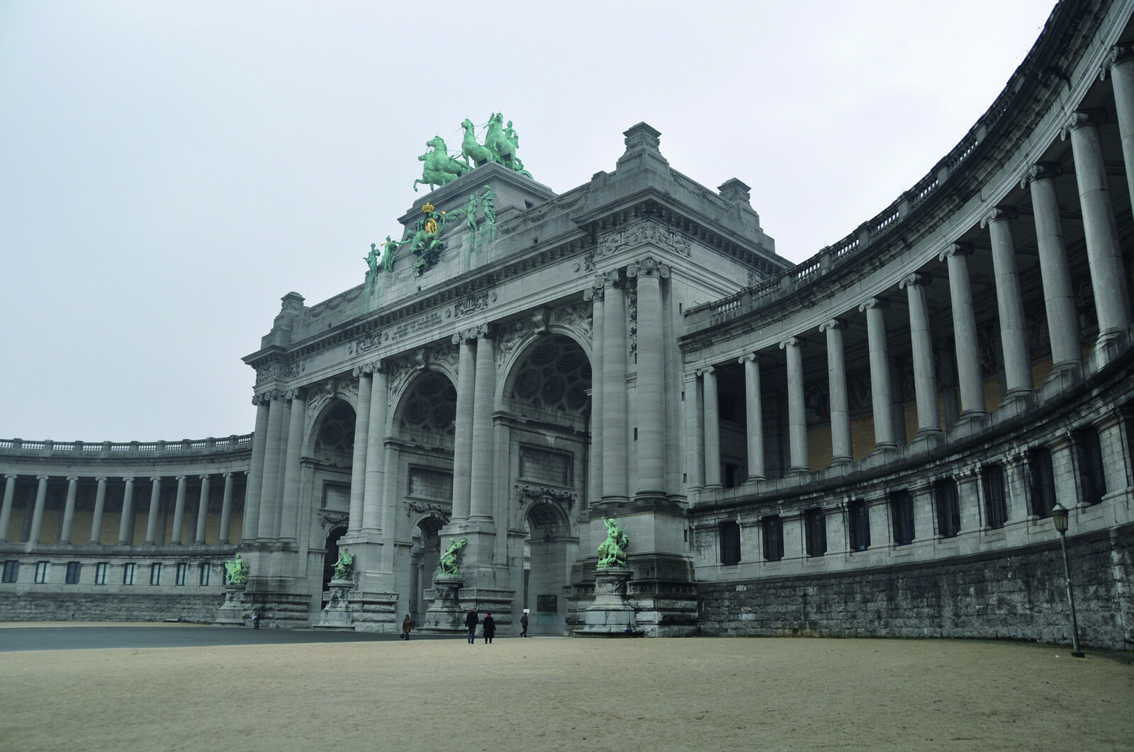 Historical hats @ Cinquantenaire